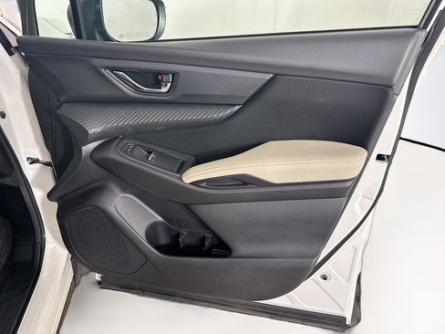 Used 2025 Subaru Ascent Premium image 33