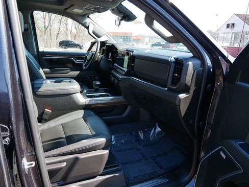 Used 2022 Chevrolet Silverado 1500 RST w/ RST All Star Premium Package image 8