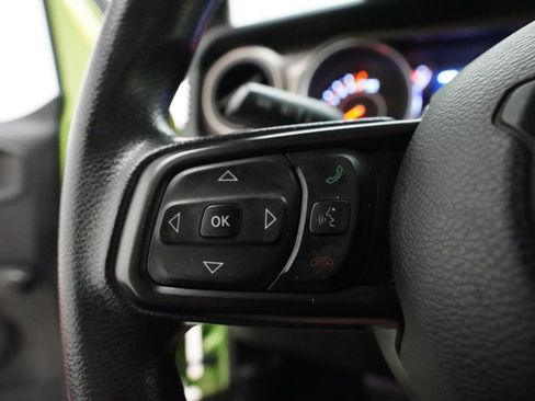 Used 2018 Jeep Wrangler Unlimited Sport AWD/4WD image 17