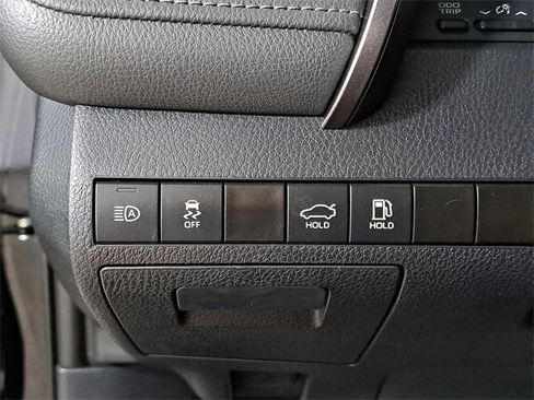 Used 2024 Toyota Camry LE image 23