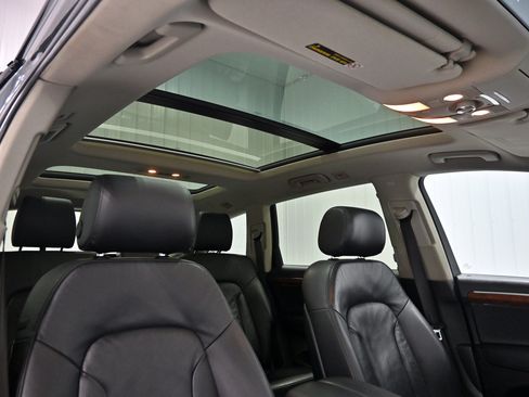 Used 2015 Audi Q7 TDI Premium Plus w/ Premium Plus Package AWD/4WD image 30