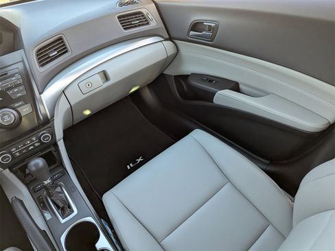 Certified 2018 Acura ILX image 20
