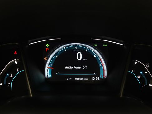 Used 2016 Honda Civic Touring image 24