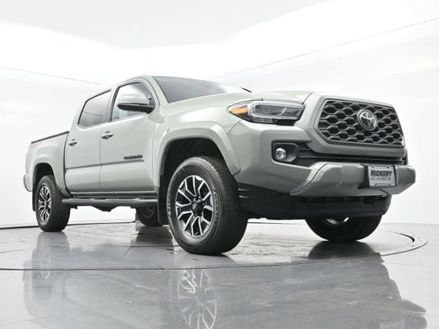 Used 2023 Toyota Tacoma TRD Sport AWD/4WD image 41