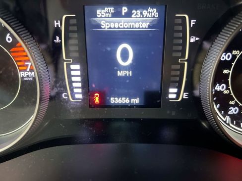 Used 2020 Jeep Cherokee Latitude Plus w/ Cold Weather Group AWD/4WD image 13