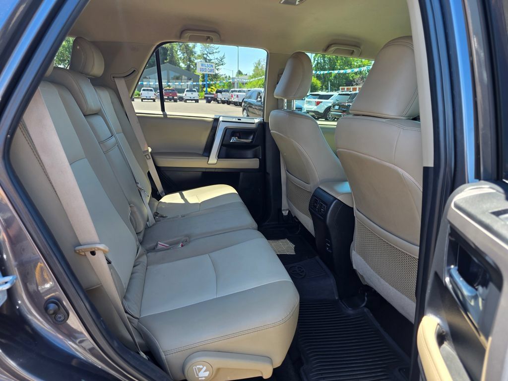 Used 2019 Toyota 4Runner SR5 Premium AWD/4WD image 25