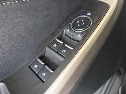 Used 2023 Ford Explorer XLT w/ Equipment Group 202A image 33