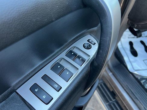 Used 2013 GMC Sierra 1500 SLE w/ Power Tech Package image 23