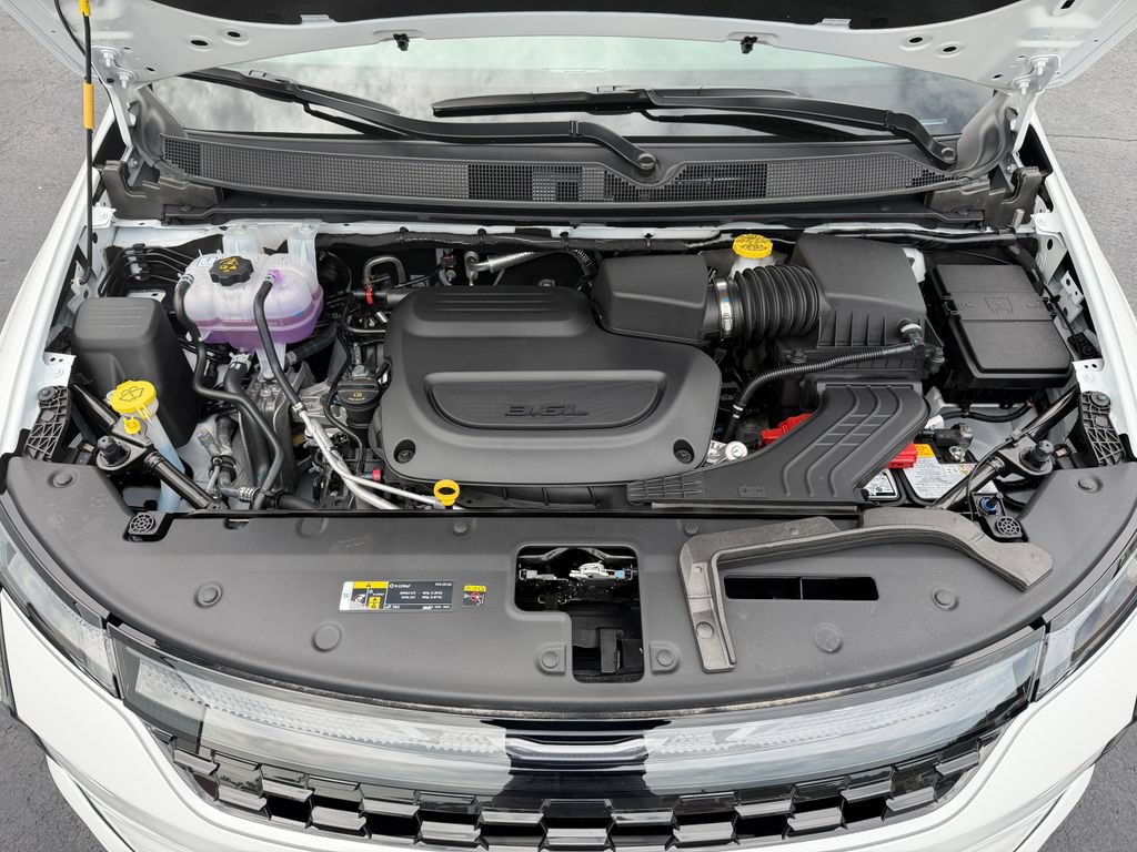 New 2027 Chrysler Pacifica Select AWD/4WD image 38