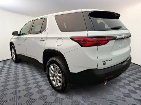 Certified 2023 Chevrolet Traverse LS FWD image 4