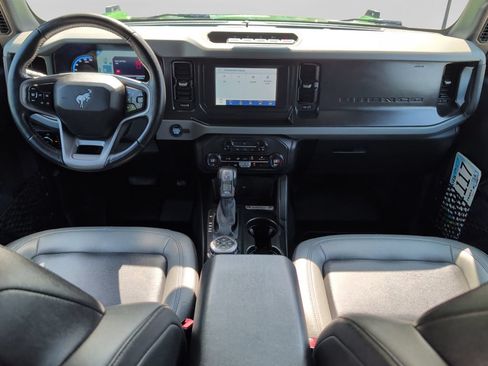 Used 2023 Ford Bronco Big Bend w/ Sasquatch Package AWD/4WD image 18