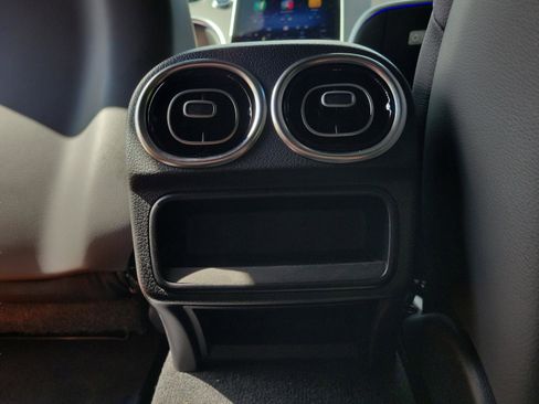 Certified 2025 Mercedes-Benz CLE 450 4MATIC Coupe image 7