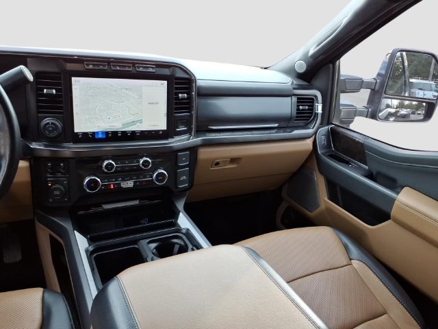 Used 2023 Ford F250 Lariat w/ Lariat Ultimate Package AWD/4WD image 31