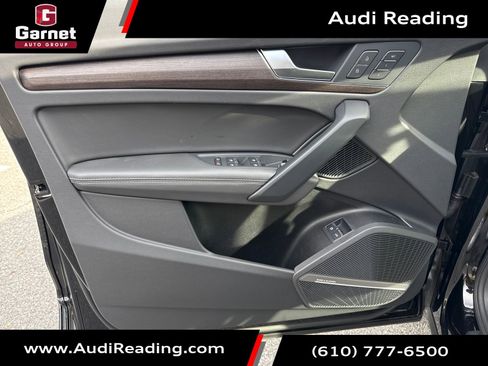 Certified 2025 Audi Q5 e Premium Plus image 11