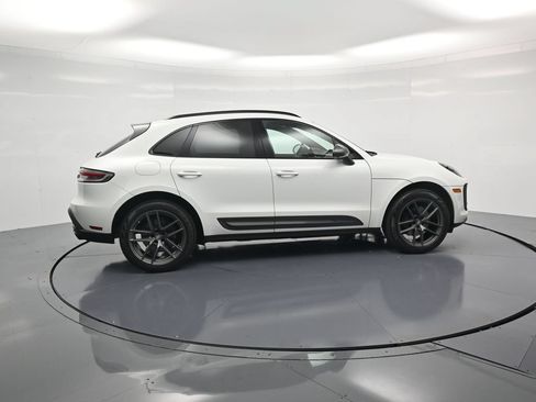 Used 2024 Porsche Macan Turbo AWD/4WD image 42