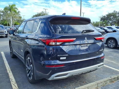 Used 2024 Mitsubishi Outlander SE image 16