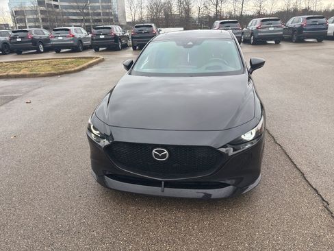 Used 2021 MAZDA MAZDA3 Hatchback w/Premium Plus Pkg image 12
