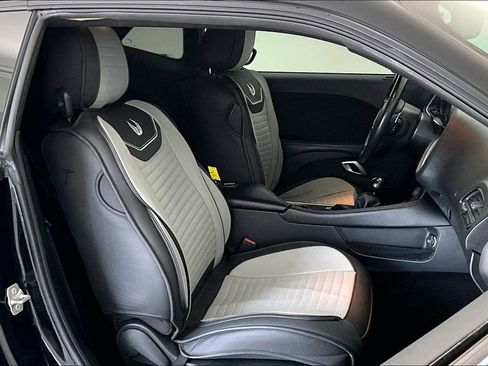 Used 2021 Dodge Challenger R/T w/ Blacktop Package image 11