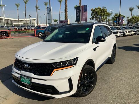 Certified 2021 Kia Sorento SX FWD image 1