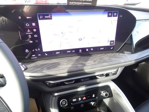 New 2025 Audi Q5 Premium image 7