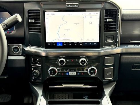 Certified 2025 Ford F250 Lariat w/ Chrome Package AWD/4WD image 26