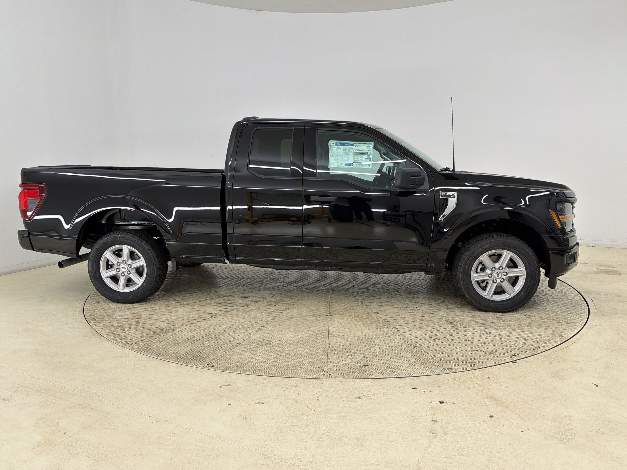 New 2026 Ford F150 XLT w/ Equipment Group 301A Standard RWD image 8
