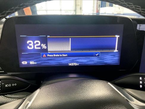 Used 2024 Chevrolet Blazer EV LT AWD/4WD image 25