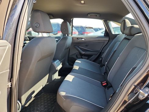 Certified 2025 Volkswagen Jetta Sport FWD image 11