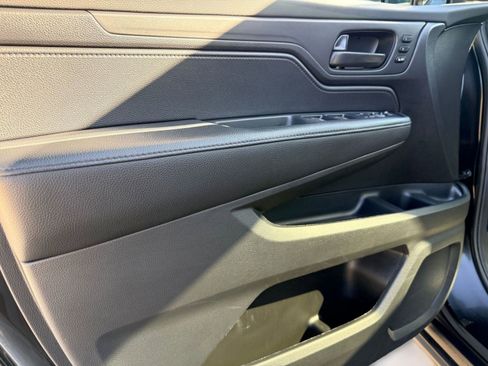 Used 2024 Honda Odyssey EX-L image 10