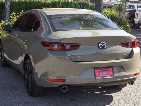 Used 2024 MAZDA MAZDA3 s AWD/4WD image 6