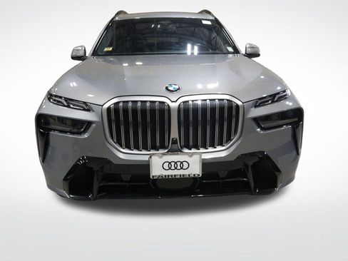 Used 2023 BMW X7 xDrive40i w/ M Sport Package AWD/4WD image 8
