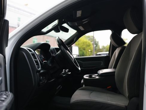 Used 2023 RAM 3500 Big Horn w/ Level 1 Equipment Group image 10