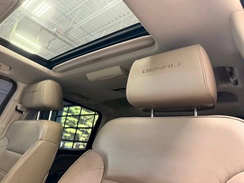Used 2015 GMC Sierra 2500 Denali AWD/4WD image 32