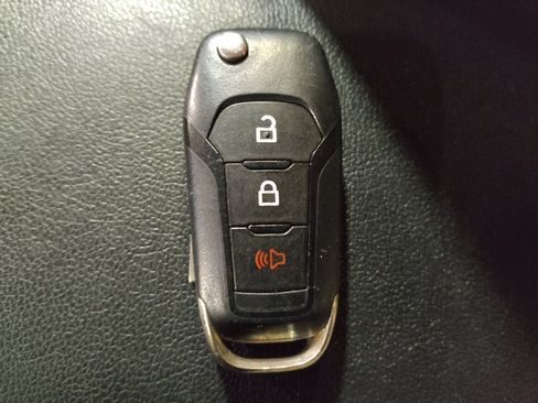 Used 2018 Ford EcoSport S FWD image 32