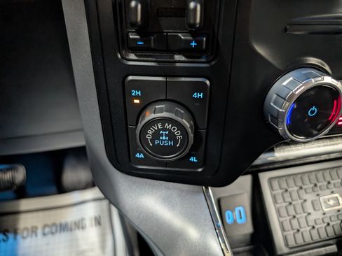 Used 2023 Ford F150 Lariat w/ Equipment Group 502A High image 18