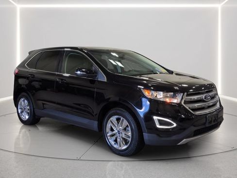 Used 2017 Ford Edge SEL w/ Equipment Group 201A AWD/4WD image 8