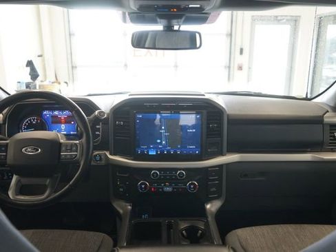 Certified 2021 Ford F150 XLT w/ Equipment Group 302A High image 32