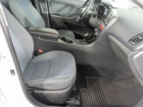 Used 2013 Kia Optima LX w/ Hybrid Convenience Pkg FWD image 8