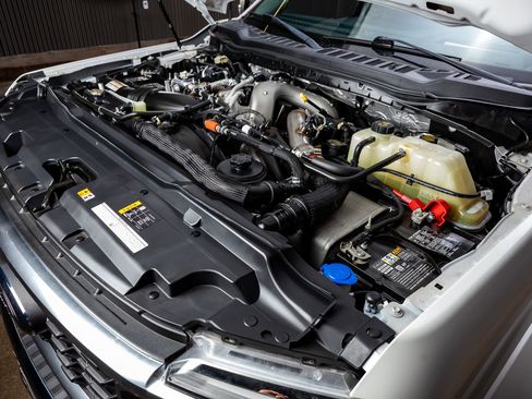 Used 2023 Ford F450 Lariat w/ Lariat Ultimate Package image 40