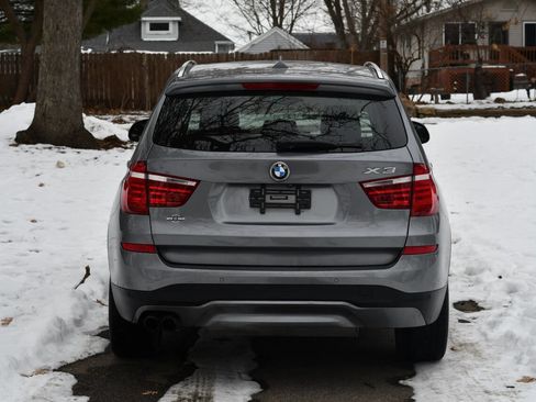Used 2017 BMW X3 xDrive28i image 5