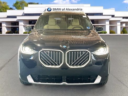 New 2026 BMW X3 xDrive30i w/ Convenience Package AWD/4WD image 2