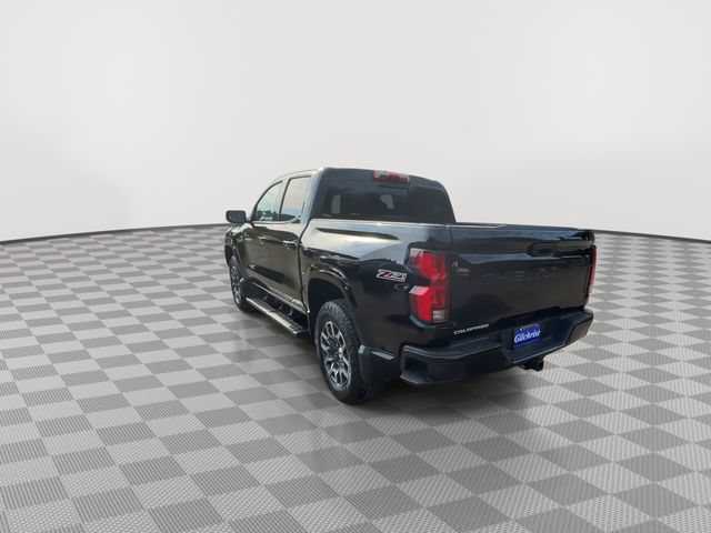 Used 2024 Chevrolet Colorado Z71 w/ Z71 Convenience Package 2 AWD/4WD image 6
