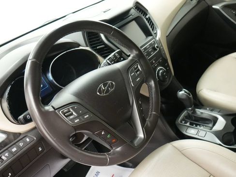 Used 2017 Hyundai Santa Fe Sport AWD/4WD image 12