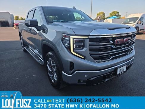 Used 2024 GMC Sierra 1500 SLT w/ SLT Premium Plus Package AWD/4WD image 2
