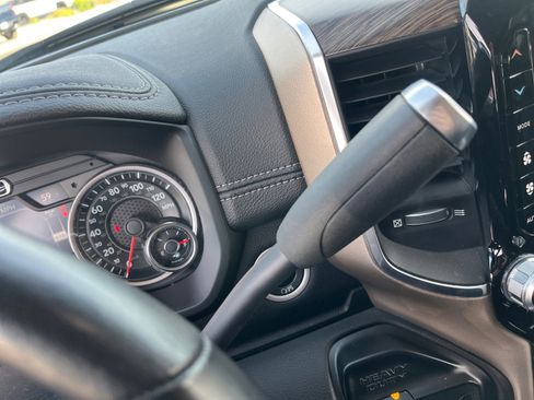 Used 2021 RAM 3500 Laramie image 11