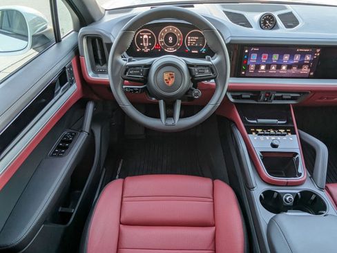 New 2026 Porsche Cayenne Coupe image 15