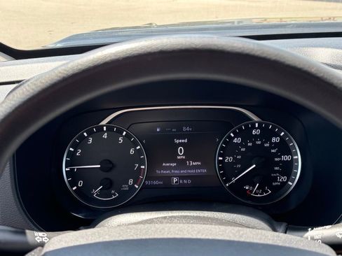 Used 2022 Nissan Frontier S RWD image 13