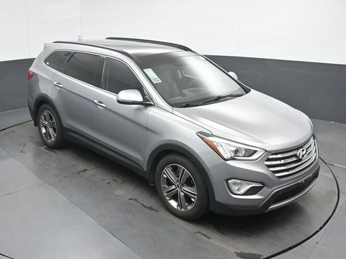 Used 2015 Hyundai Santa Fe Limited w/ Option Group 04 AWD/4WD image 33