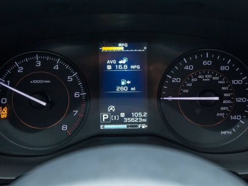 Used 2023 Subaru Crosstrek 2.0i Premium AWD/4WD image 3