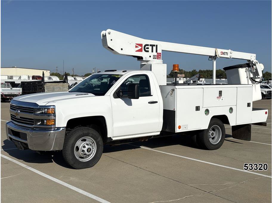 Used 2015 Chevrolet Silverado 3500 W/T RWD image 1